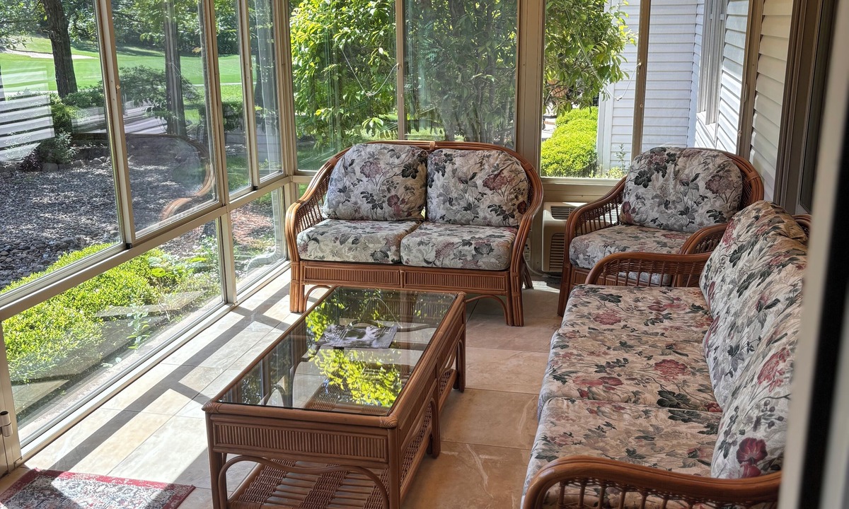Hot Springs Village House | One Level, Spacious Townhome On Beautiful Golf Course.