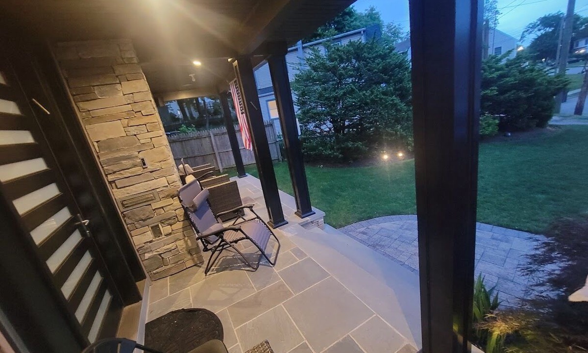 Bergenfield House | Huge Modern open layout 7 Br 4.5 bath entertaining home
