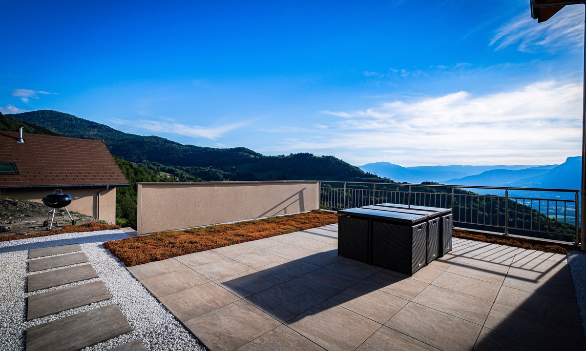 La Combe-de-Lancey House | Espace Détente Piscine Jacuzzi Intérieure Privée et Sauna Avec vue Montage