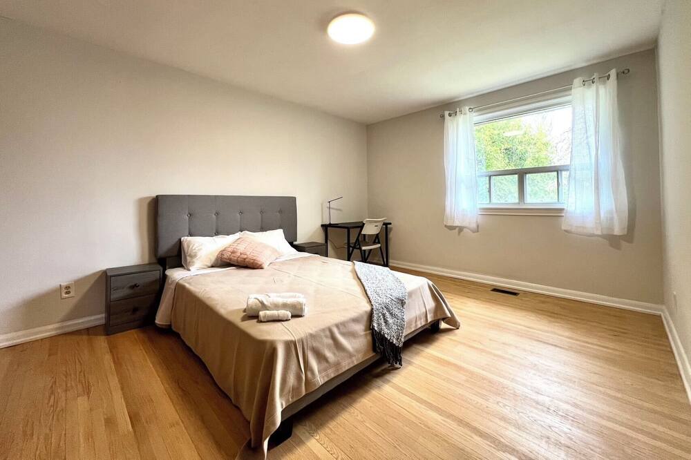 Richmond Hill House | vihome-Jefferson Richmond Hill near Yonge St