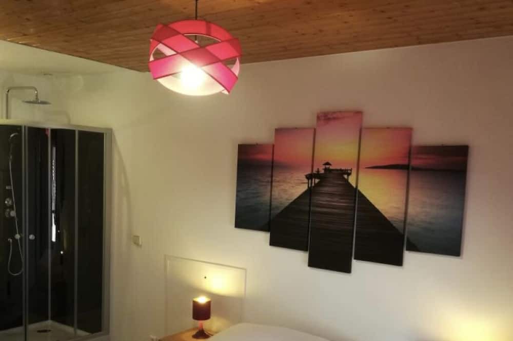 Combs-la-Ville House | Vrbo Property