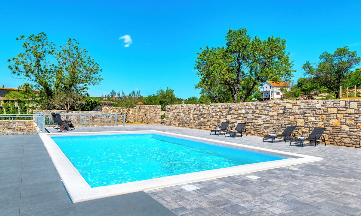 Bicine House | Villa Effort (V0992-K1) - Skradin