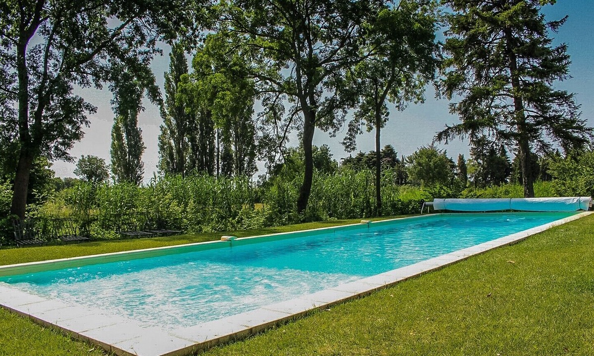 Colonzelle Cottage | Cottage 'Voûte' with Shared Pool, Shared Terrace and Wi-Fi