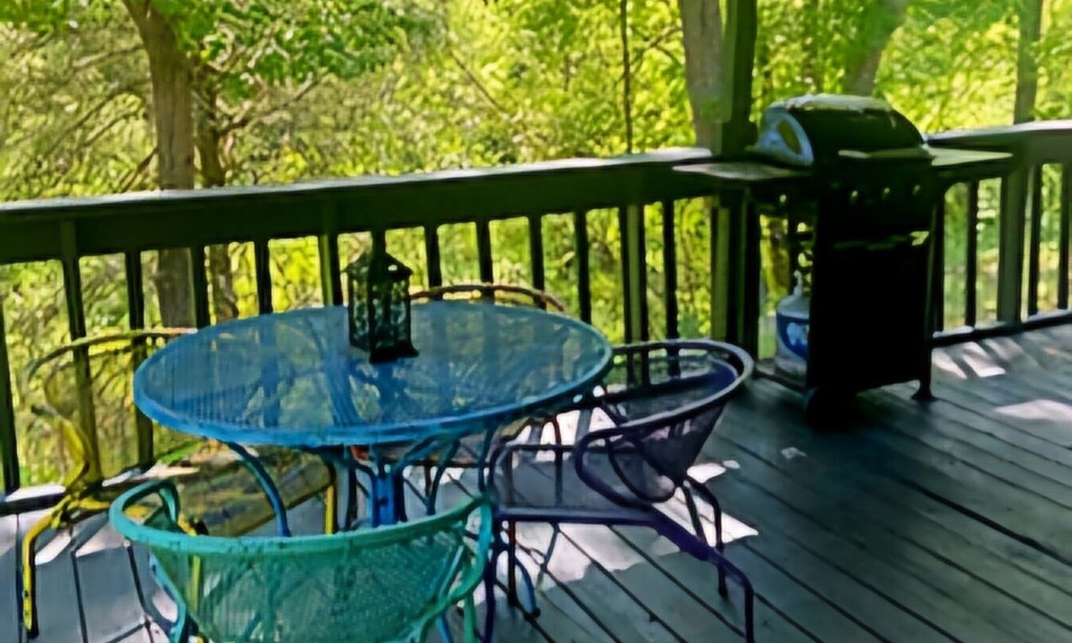 Ferguson House | Gabi's Getaway