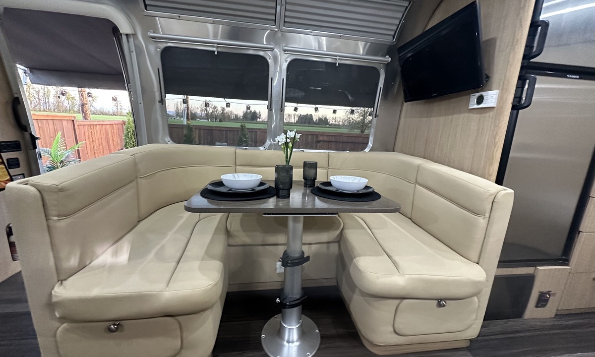 Tangent House | Airstream Oasis