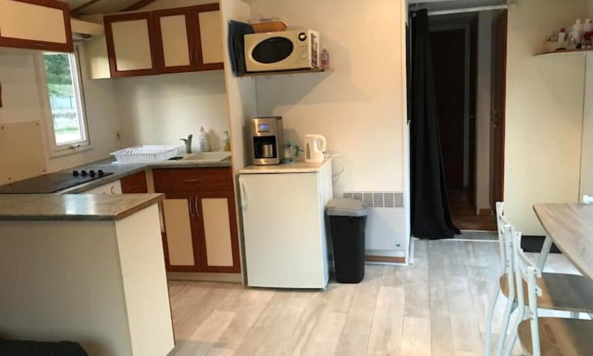 Verlin House | Mobilhome au Sein D'une Écurie