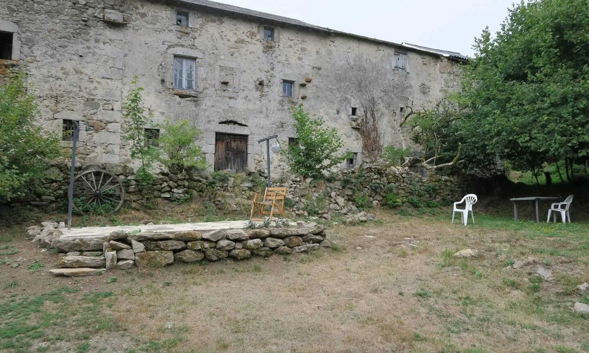 Le Soulie Apartment | Homerez - Beautiful apartement for 3 ppl. with terrace at Le Soulié