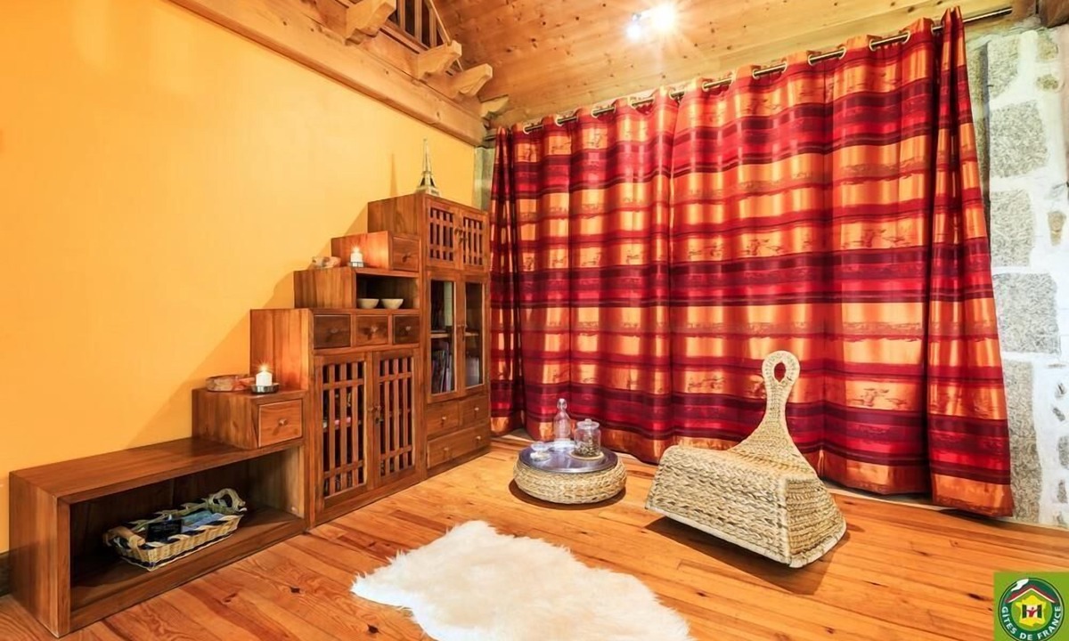 Prondines House | A L'orée du Bois - Prondines