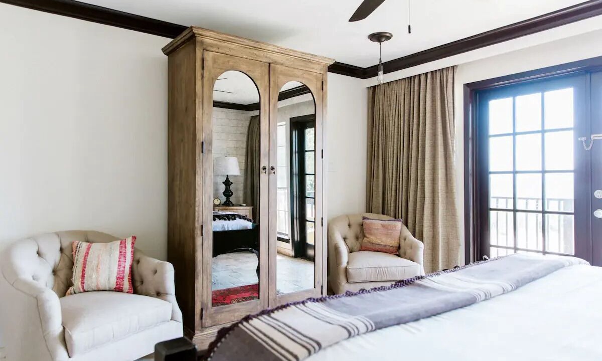 Castroville Apartment | Hillside Boutique Hotel - Premier Suite, Multiple Beds
