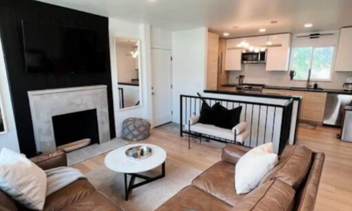 Bountiful Bed & Breakfast | Nxtdoor