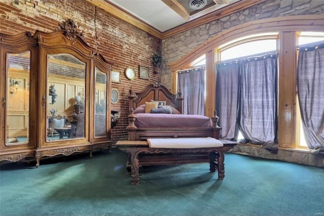 Downtown St. Louis Apartment | Modern Castle in Downtown St.Louis