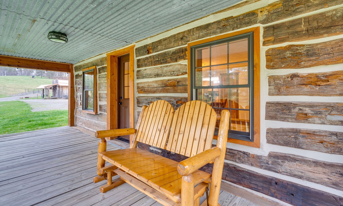 Wellston Cabin | Jackson County Cabin w/ Fire Pits & ATV Trails!