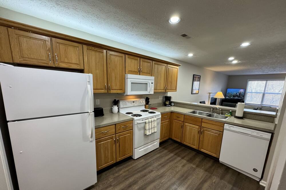 Dublin Apartment | Dublin Favorite! Wooded, Quiet, Spacious!