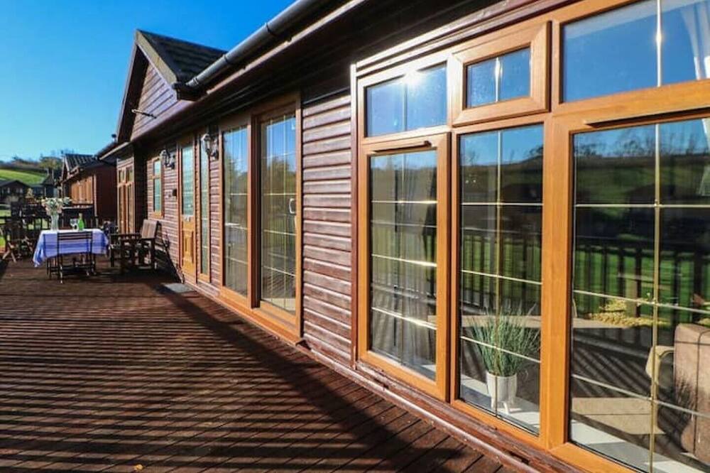 Tunstall Cabin | The Fairhaven