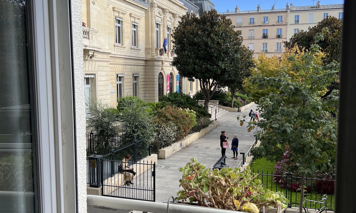 Clichy Apartment | Apartment 'Appartement Sans Vis À Vis' with Wi-Fi
