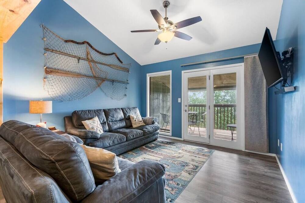 Notch Estates House | 2 Pools 7 Min To SDC, Fishing Pond