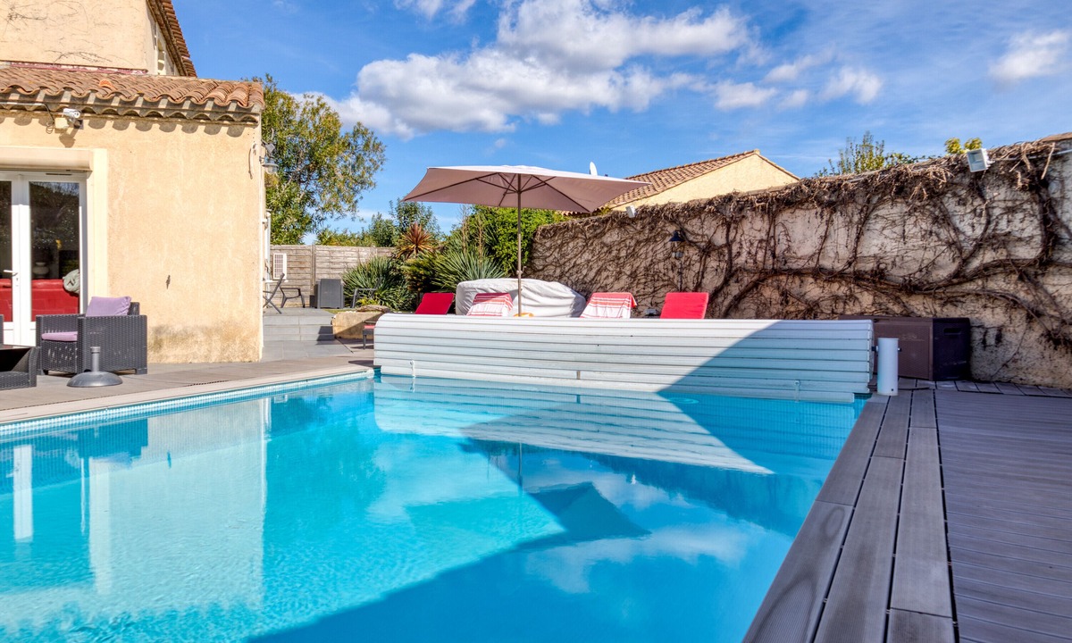 Lunel Apartment | Apartment "Villa Farigoule" with Shared Pool & Wi-Fi