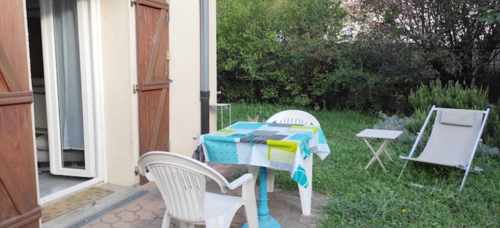 Miplaine Apartment | 2 Pièces Avec Jardinet Proche Eurexpo et Stade