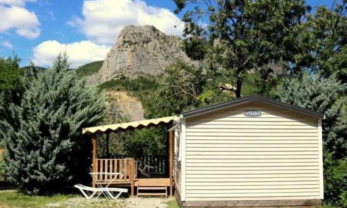 Orpierre House | Camping 4 étoiles - Piscine - eeeaec