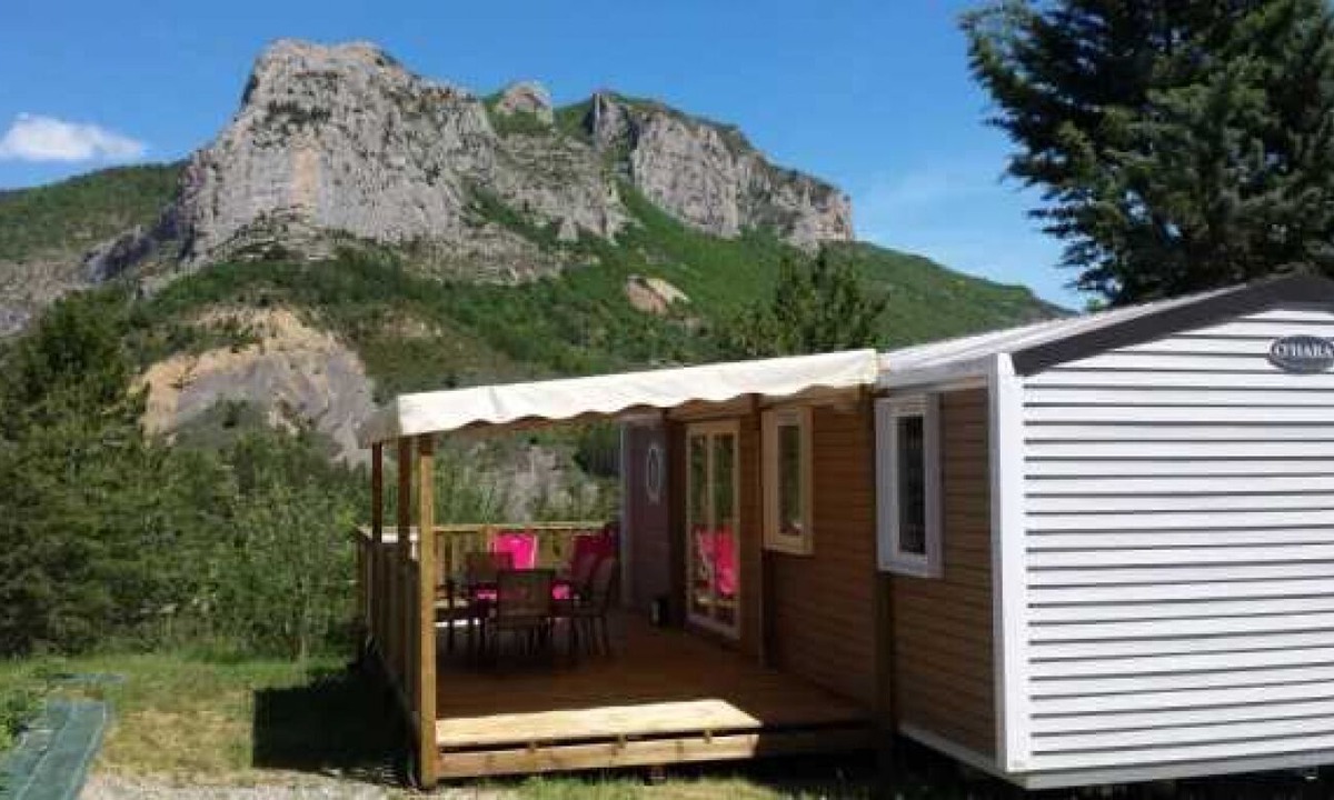 Orpierre House | Camping 4 étoiles - Piscine - eeeaef