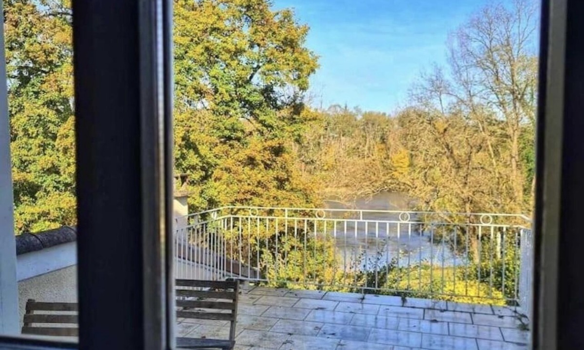 Eymeux House | Vrbo Property