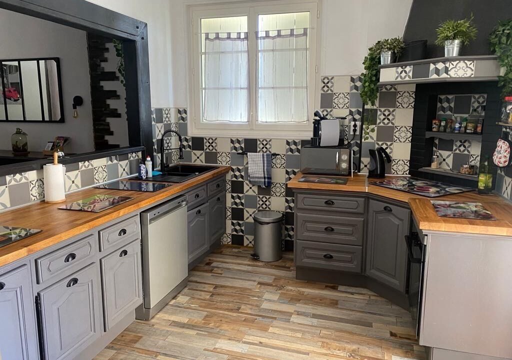Maille House | Maison Typique au Cœur du Village de Maillé