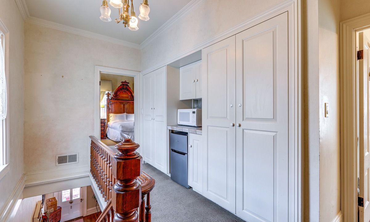 Sutter Creek Villa | Spacious Home in Sutter Creek - Walk to Wineries!