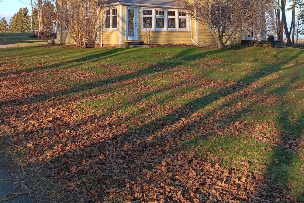 New London Other | Beautiful country home, close to golf courses, beaches and entertainment