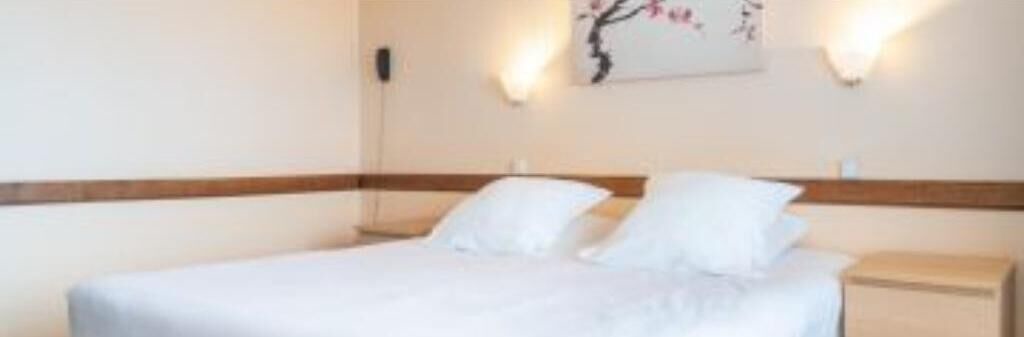 Bellerive-sur-Allier Apartment | Studio Standard Triple