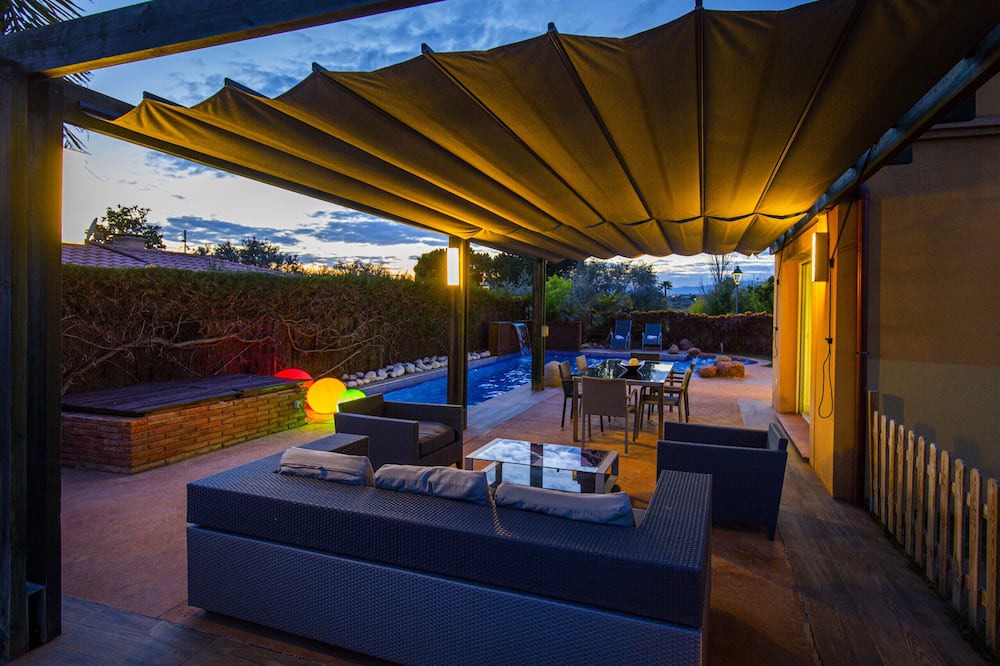 Reus Villa | LUXEZEN VILLA PLANETCOSTADORADA