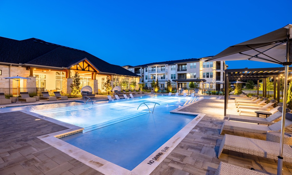 Magnolia Apartment | Spacious 1BR Apt with pool and gym