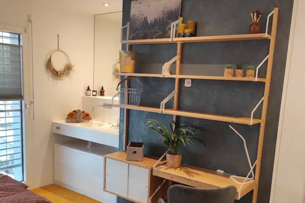 Hauteville House | Quiet studio - Modern & Comfortable