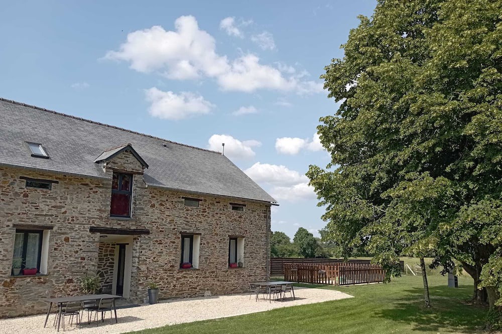 Soudan House | Vrbo Property