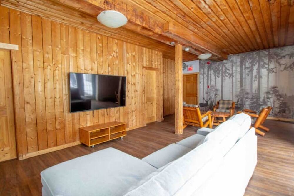 Eastman House | Chalet Ensoleille