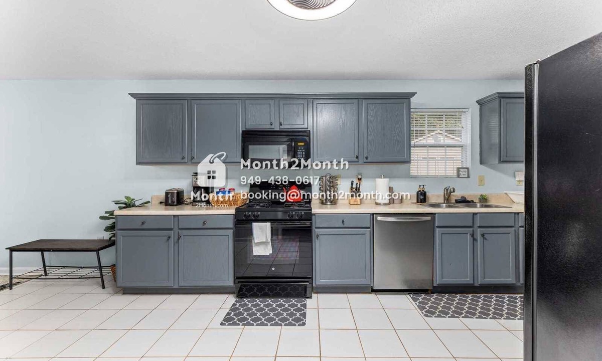 Scottdale House | Cozy Haven on Third Ave #41934