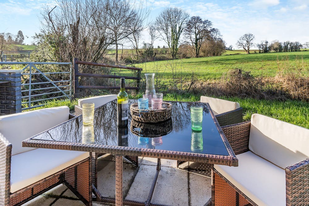 Tredunnock Cottage | 2 bedroom accommodation in Usk