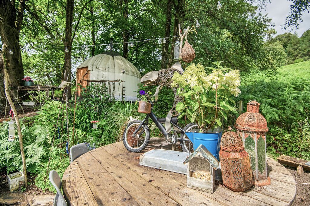 Lochearnhead Cabin | Romantic Cosy Getaway The Loveshack Balquhidder