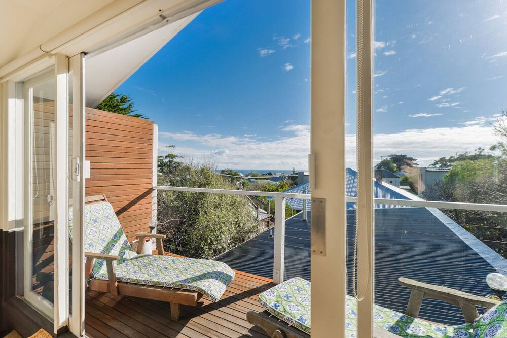 Mornington Bed & Breakfast | By the Seaside