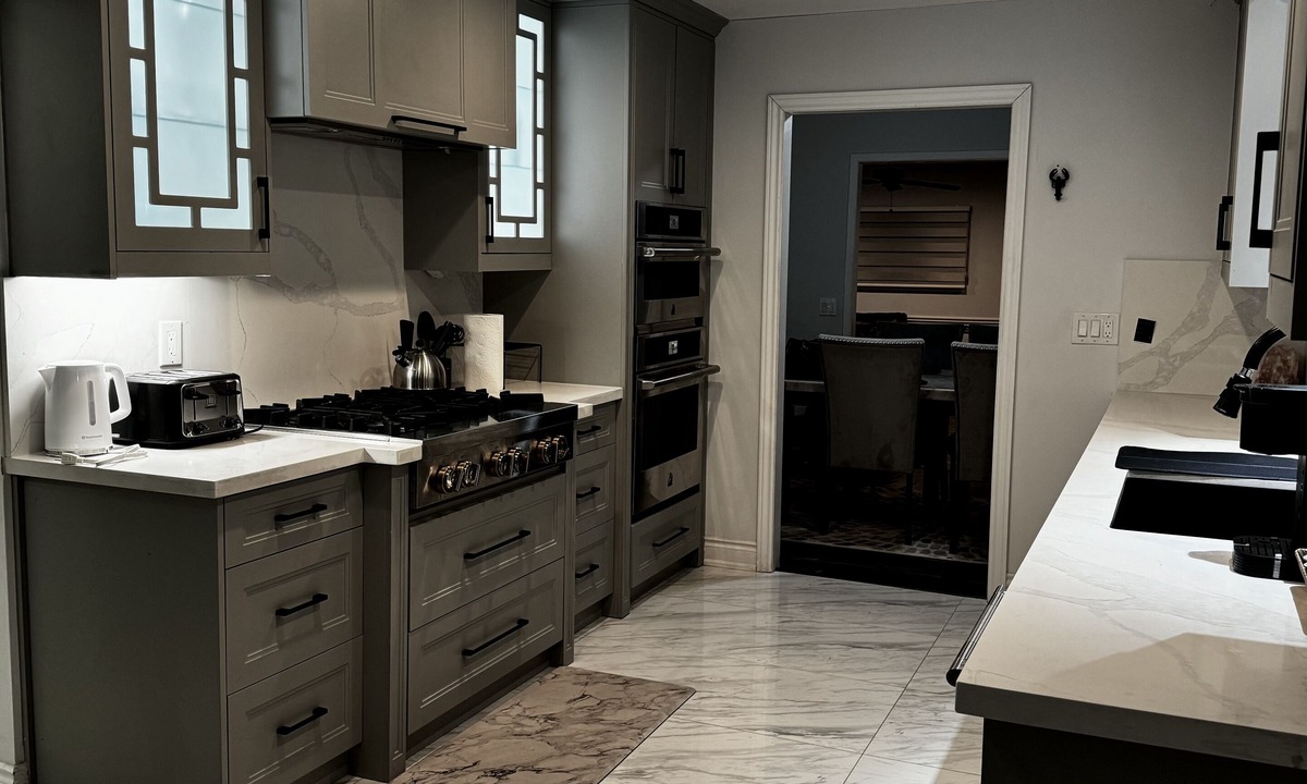 Milton House | Welcome To the Guelph Line Escapes!