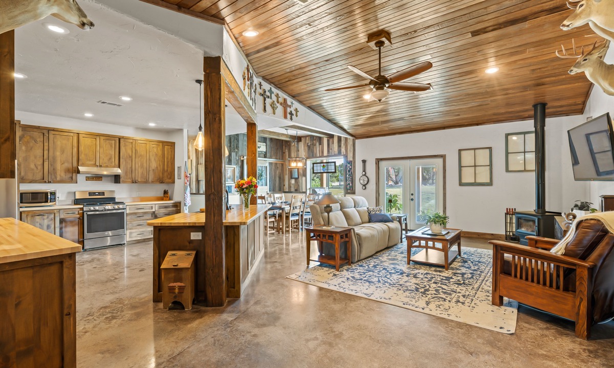 Harper House | Modern ranch retreat with rustic charm, Ping-Pong, BBQ, W/D, & firepit