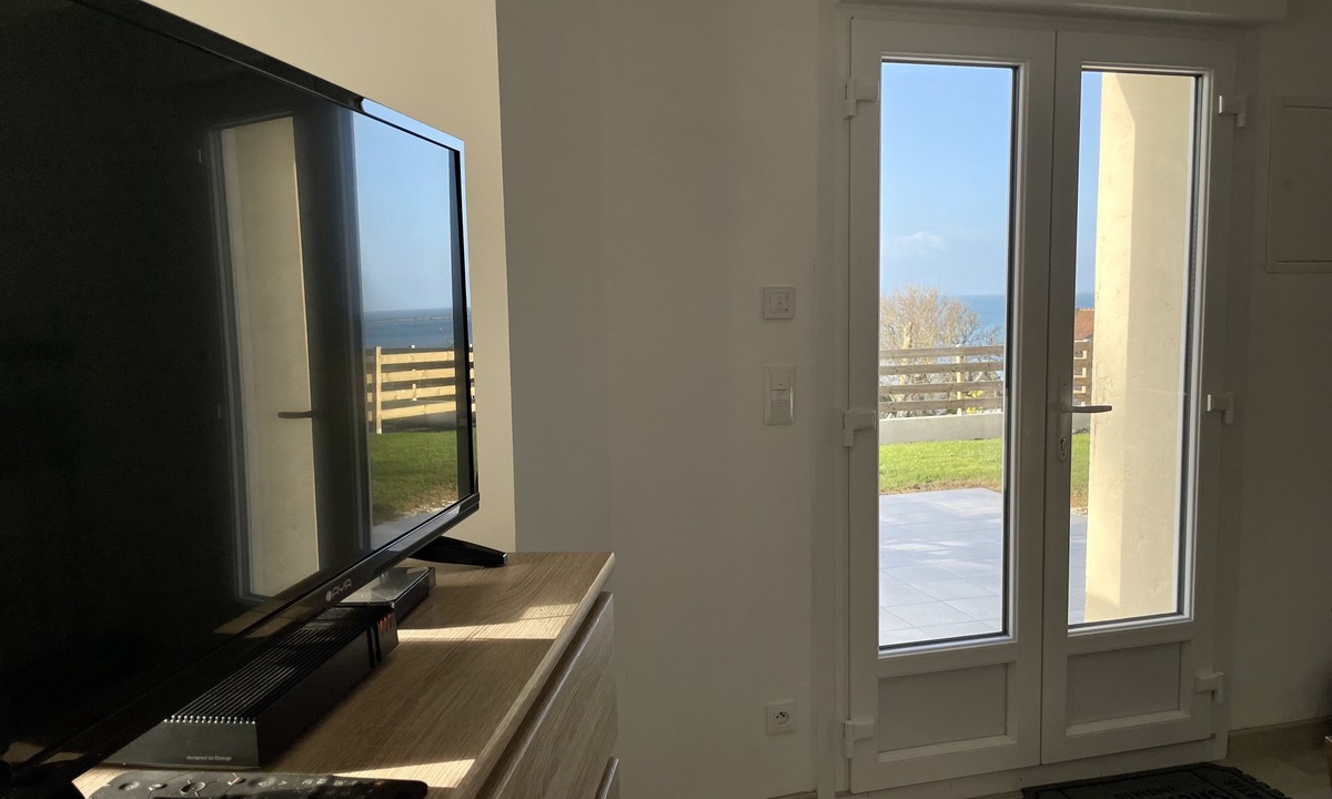 Arromanches-les-Bains Apartment | Bellavista by Melrose