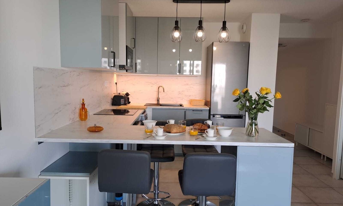 Estanove Apartment | Nice T2 - near park