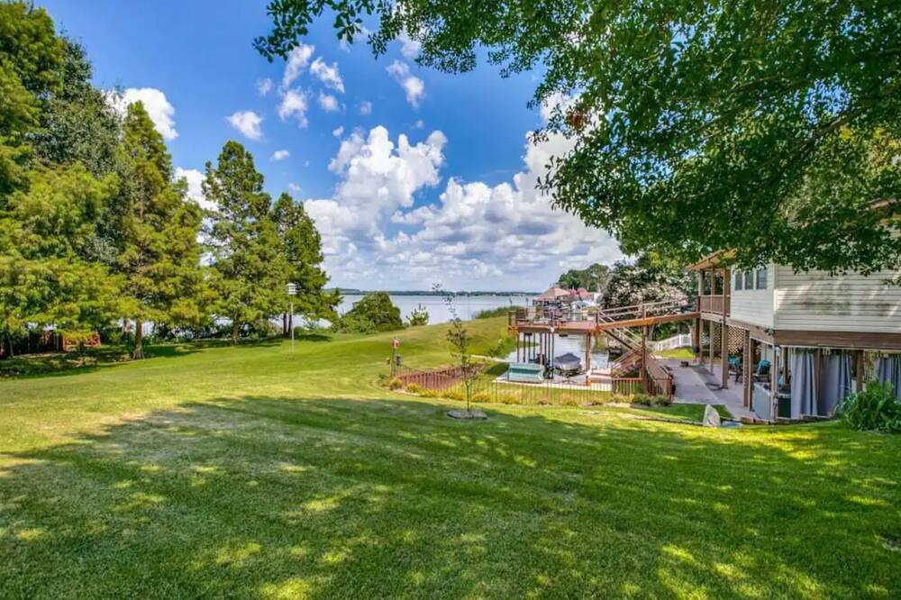 Kemp House | Idyllic lakefront oasis with private hot tub, fire pit, deck, & incredible views