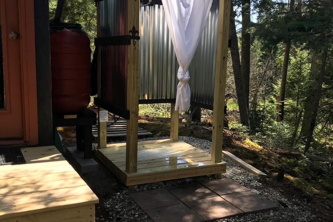 Vermontville Cabin | Ten/ twenty minutes to Lake Placid, Whiteface Mnt. Saranac Lake!