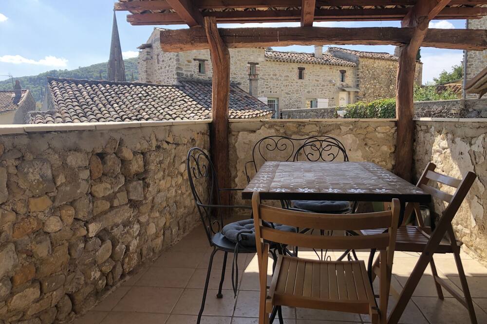 Saint-Sauveur-de-Cruzieres Cottage | LA CONFISERIE with private terrace and barbecue/shared swimming pool