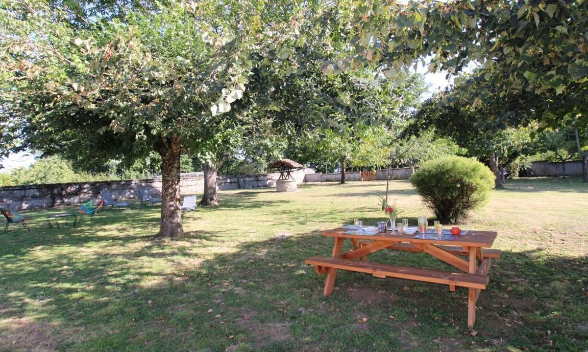 Champagnac Cottage | Gite Champagnac, 3 bedrooms, 6 persons