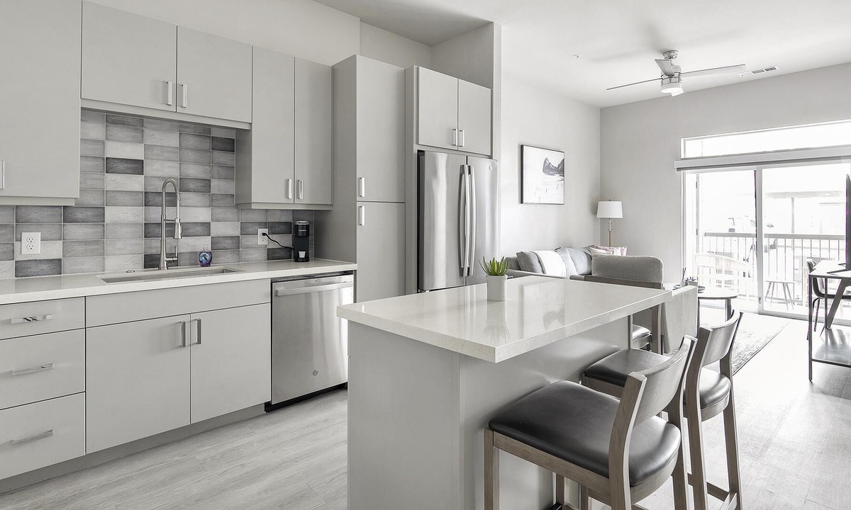 Round Rock Apartment | Modern Apartment in Prime Location (ID1403X254)