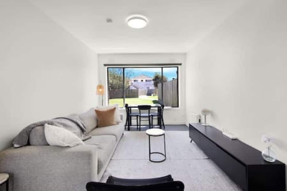 Seaholme House | The Seaholme Beachside Escape