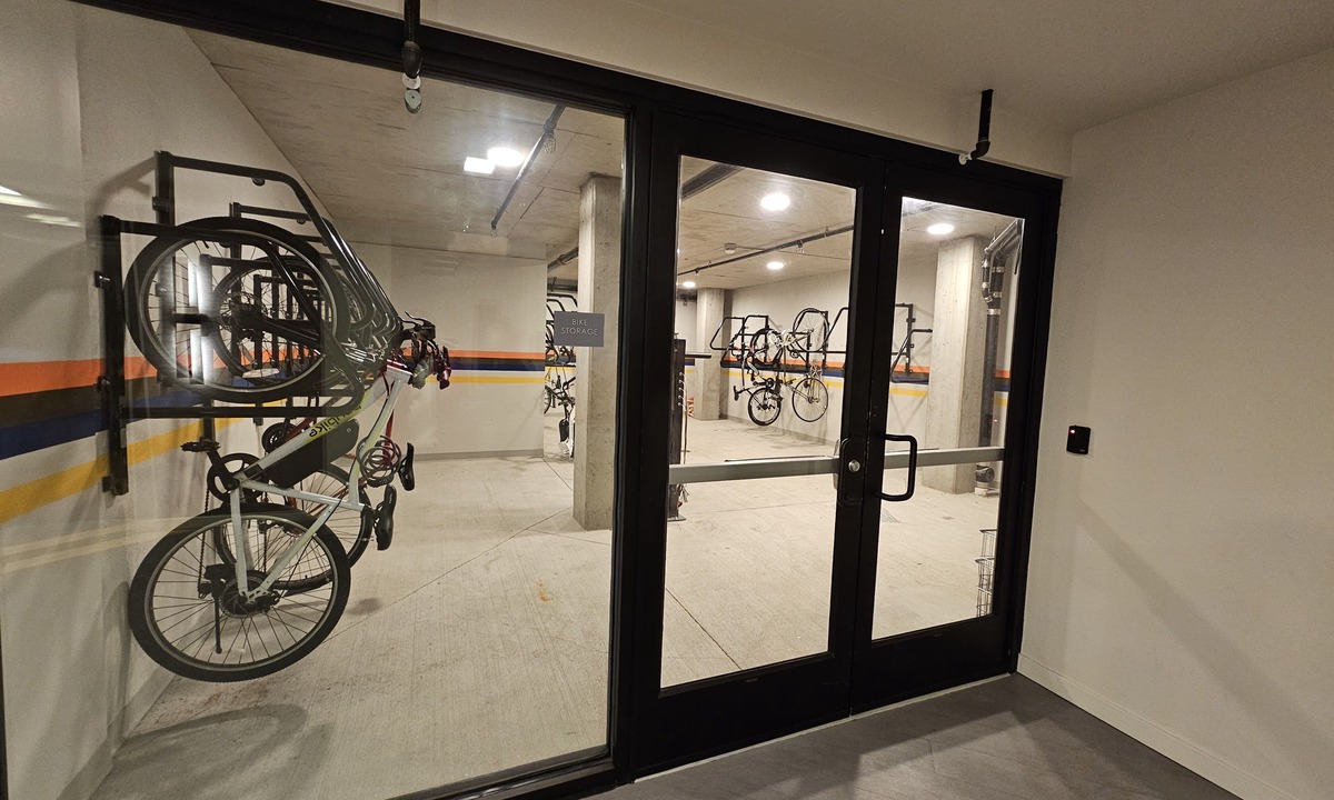 Yesler Terrace Apartment | Centralized Seattle 1B1B