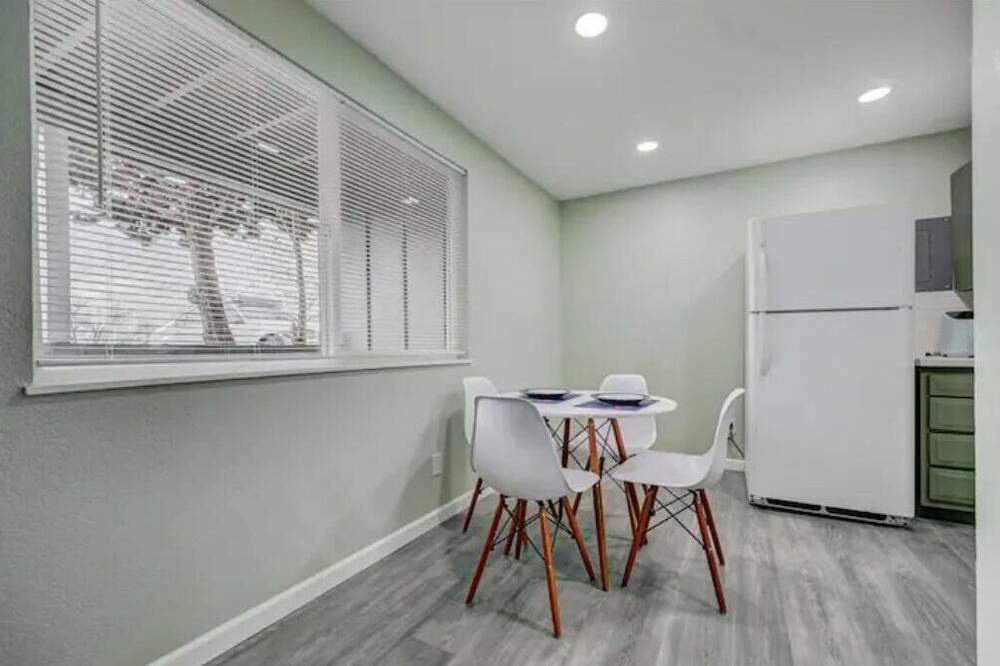 Cimarron Hills Apartment | Western Homefront